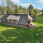 Holiday home Three-bedroom In